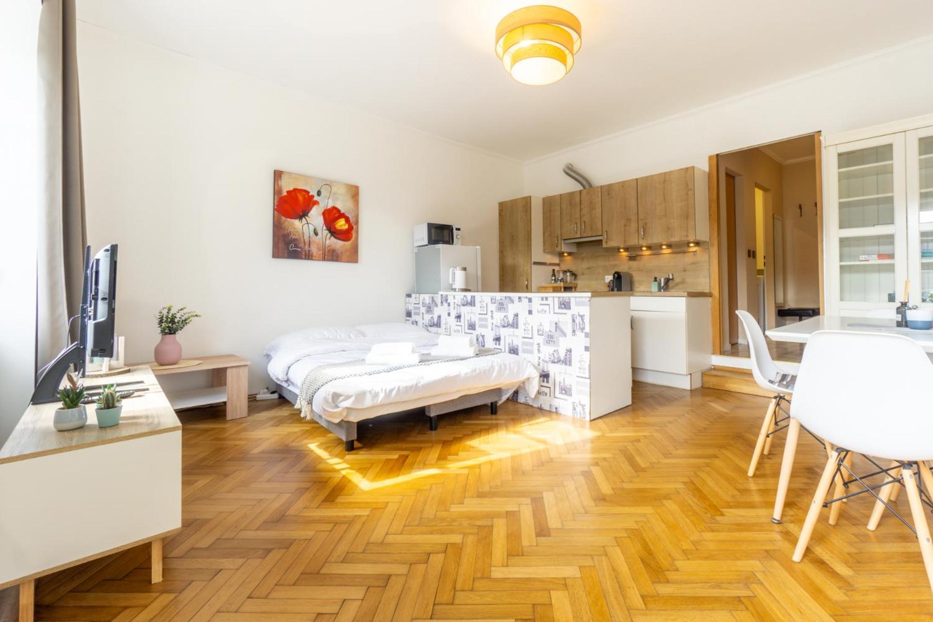 Next To Stadion, Near To Lainzer Tiergarten Apartment Wina Bagian luar foto